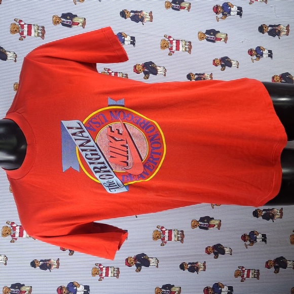 Vintage 80's Nike The Original Beaverton Oregon spellout red graphic XL t-shirt - Picture 1 of 8